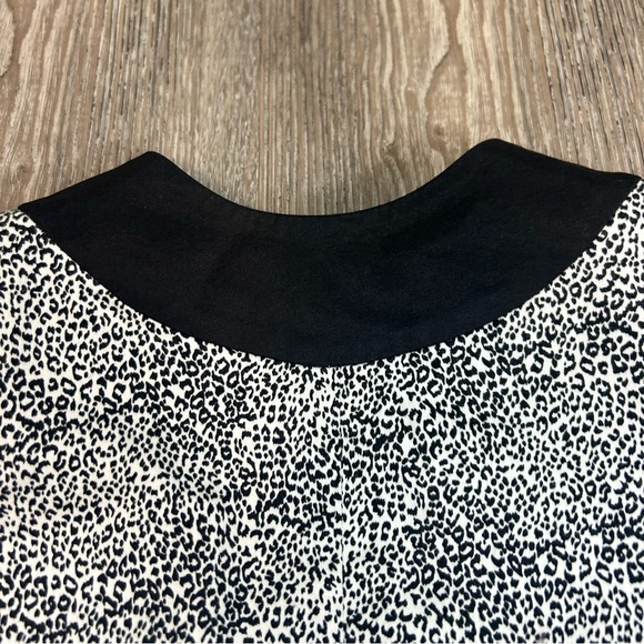 Animal Print Fitted Jacket Zebra Print - Picture 5 of 9